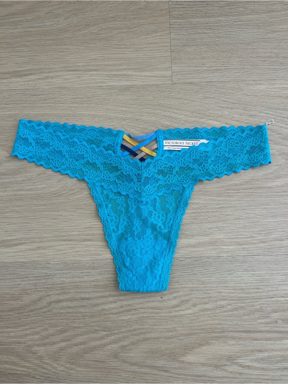 Victoria's Secret Lace Thong Panty S
